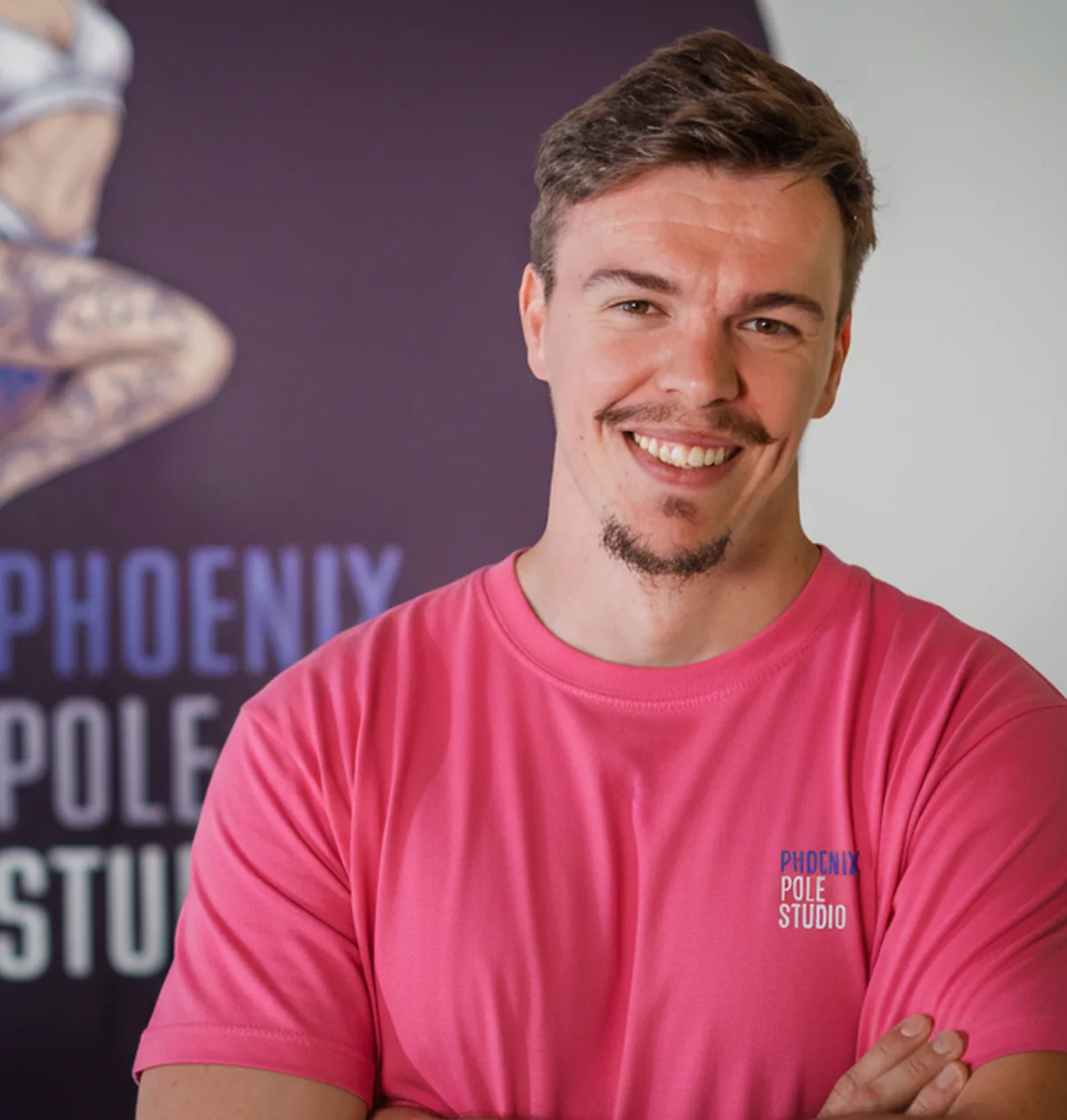 Antonin Exertier, co-directeur du Phoenix Pole Studio