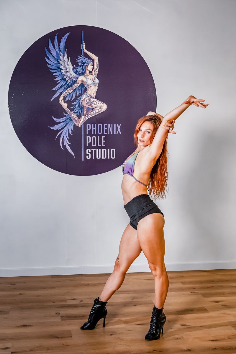 Cours de heels dance à Chambéry — Phoenix Pole Studio
